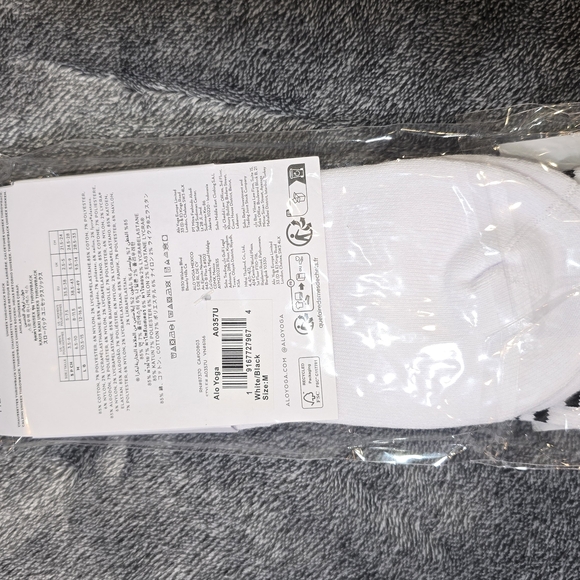 ALO Yoga Unisex Throwback Sock White Black Medium Nwt Crew Sock - Picture 7 of 7